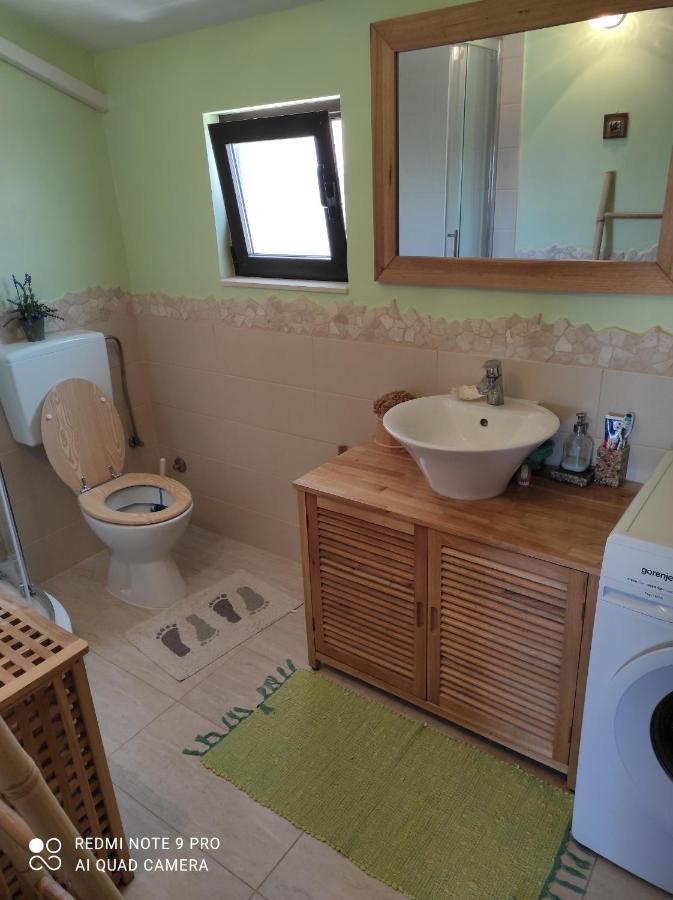 Apartment House Vir-To-All 외부 사진