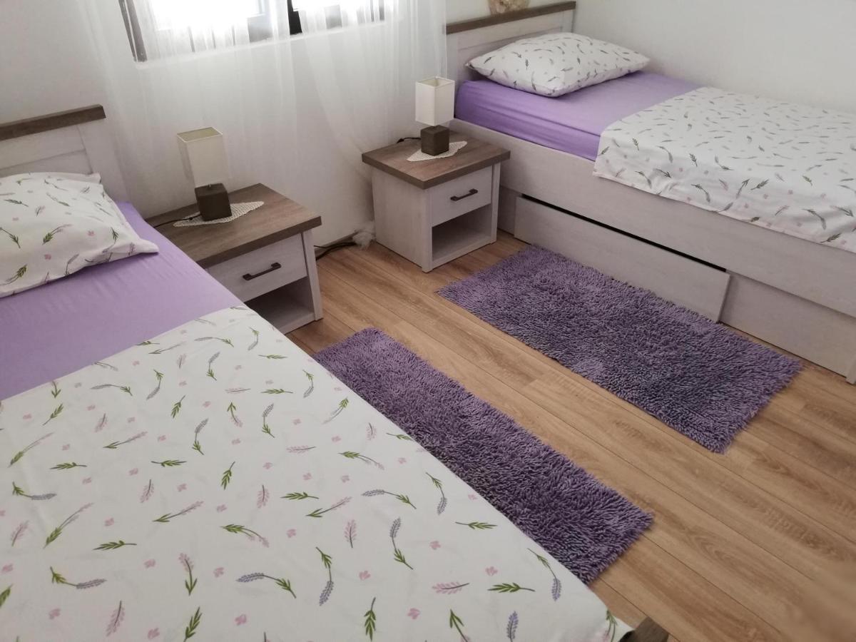 Apartment House Vir-To-All 외부 사진